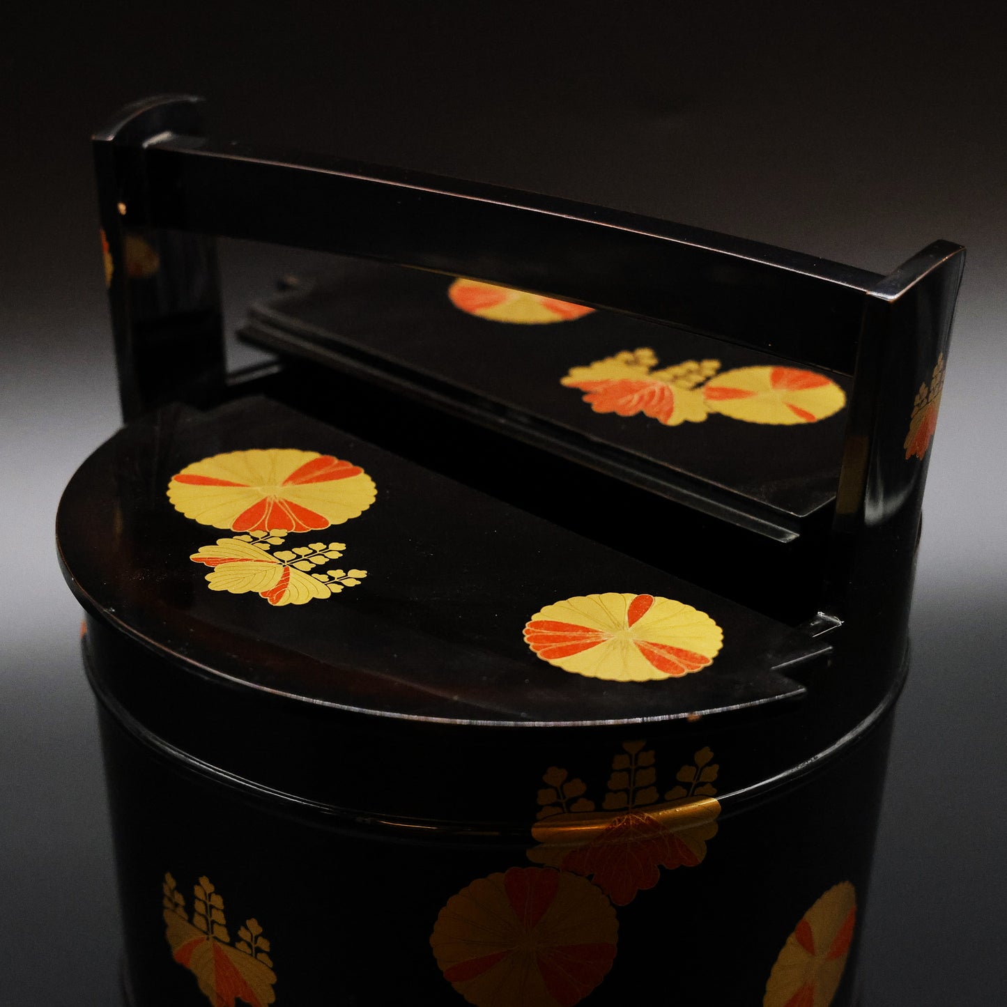 Maki-e Cooling Bucket