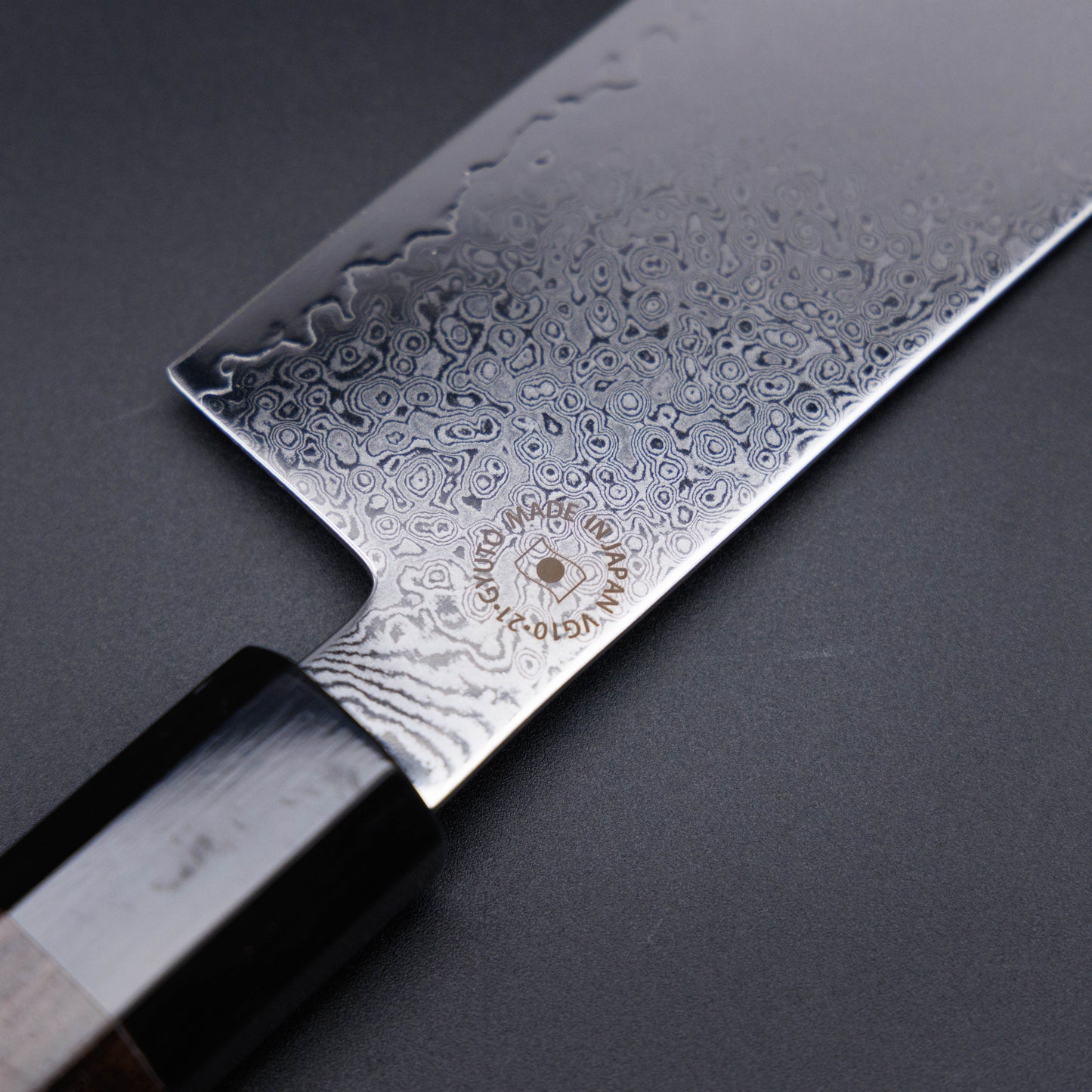 OHZAWA VG10 Damascus Gyu-Santoku Knife 210mm
