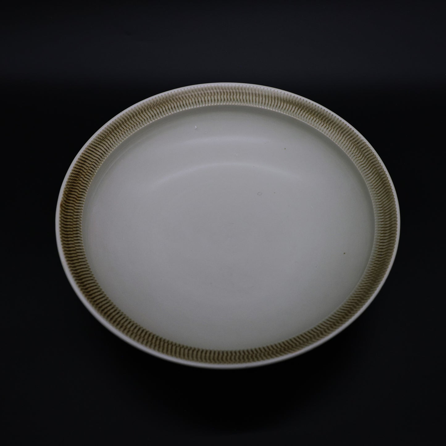 Tobe-ware Deep Plate Okina Brown